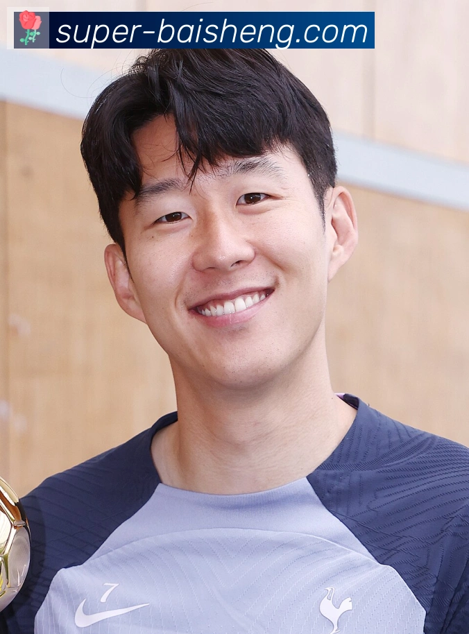 劳塔罗·马丁内斯